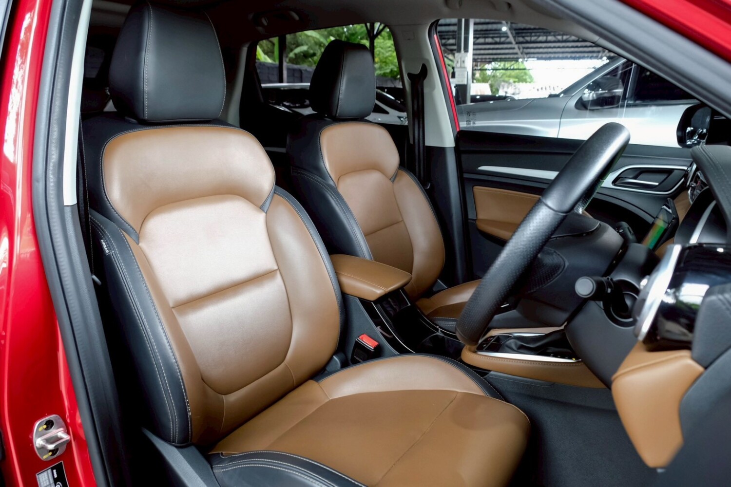 LINE_ALBUM_MG ZS 1.5 X SUNROOF สีแดง ปี22 จด 24 ไมล์ 10,000km_260617_11