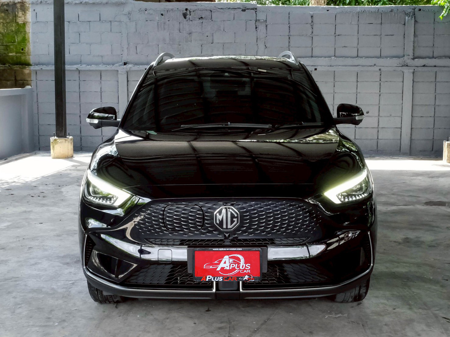 LINE_ALBUM_MG ZS EV ปี 23 จด 24 สีดำ X SUNROOF ไมล์24000km_260612_2