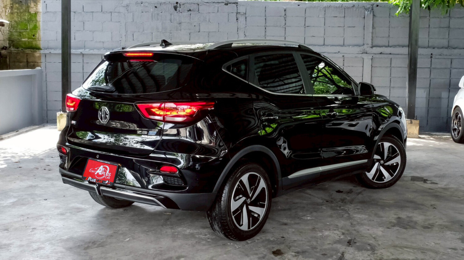 LINE_ALBUM_MG ZS EV ปี 23 จด 24 สีดำ X SUNROOF ไมล์24000km_260612_8