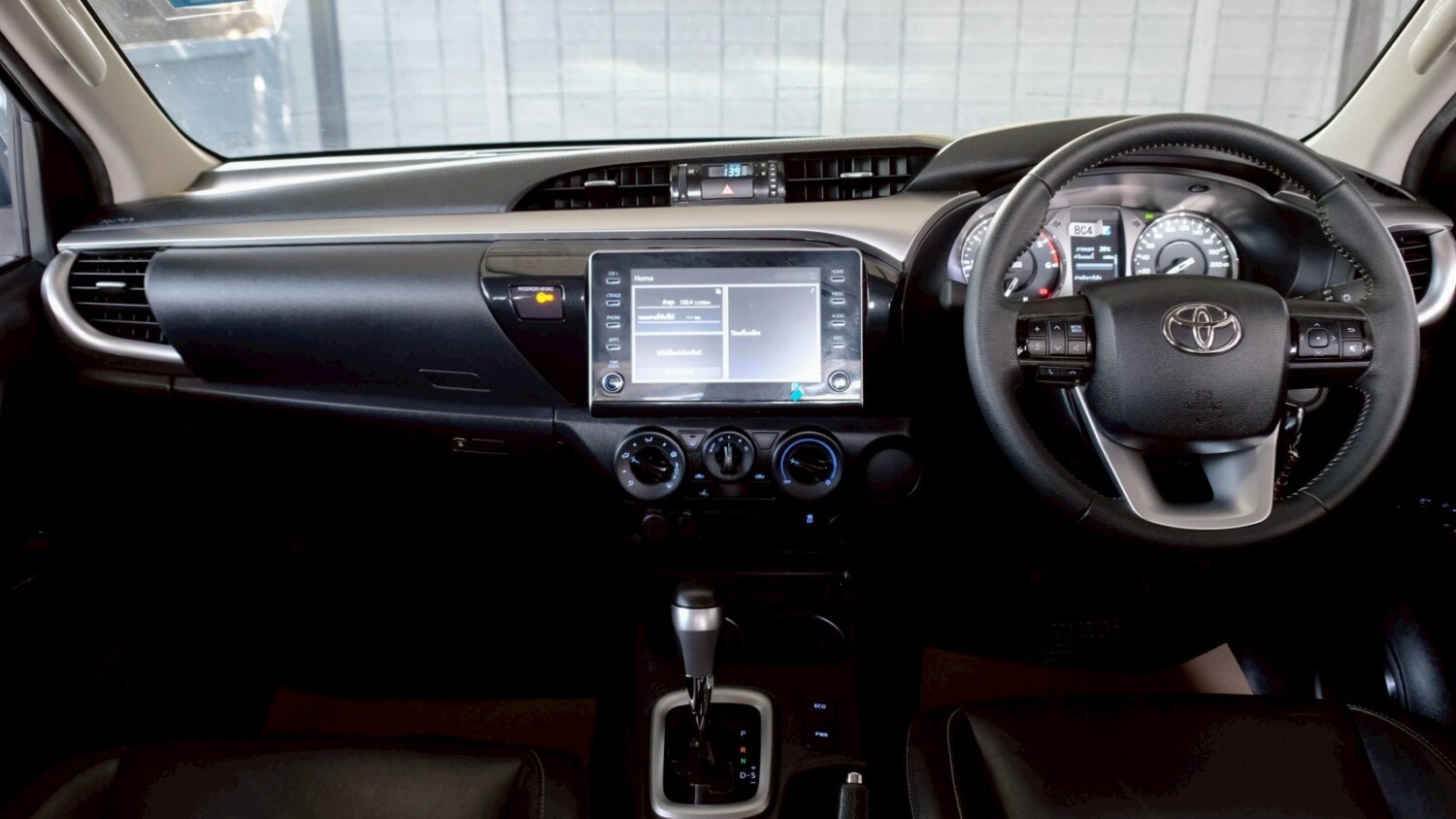 LINE_ALBUM_REVO 2.4 CAB ปี22 จด 23 PRERUNNER MID AUTO สีขาว_260613_12