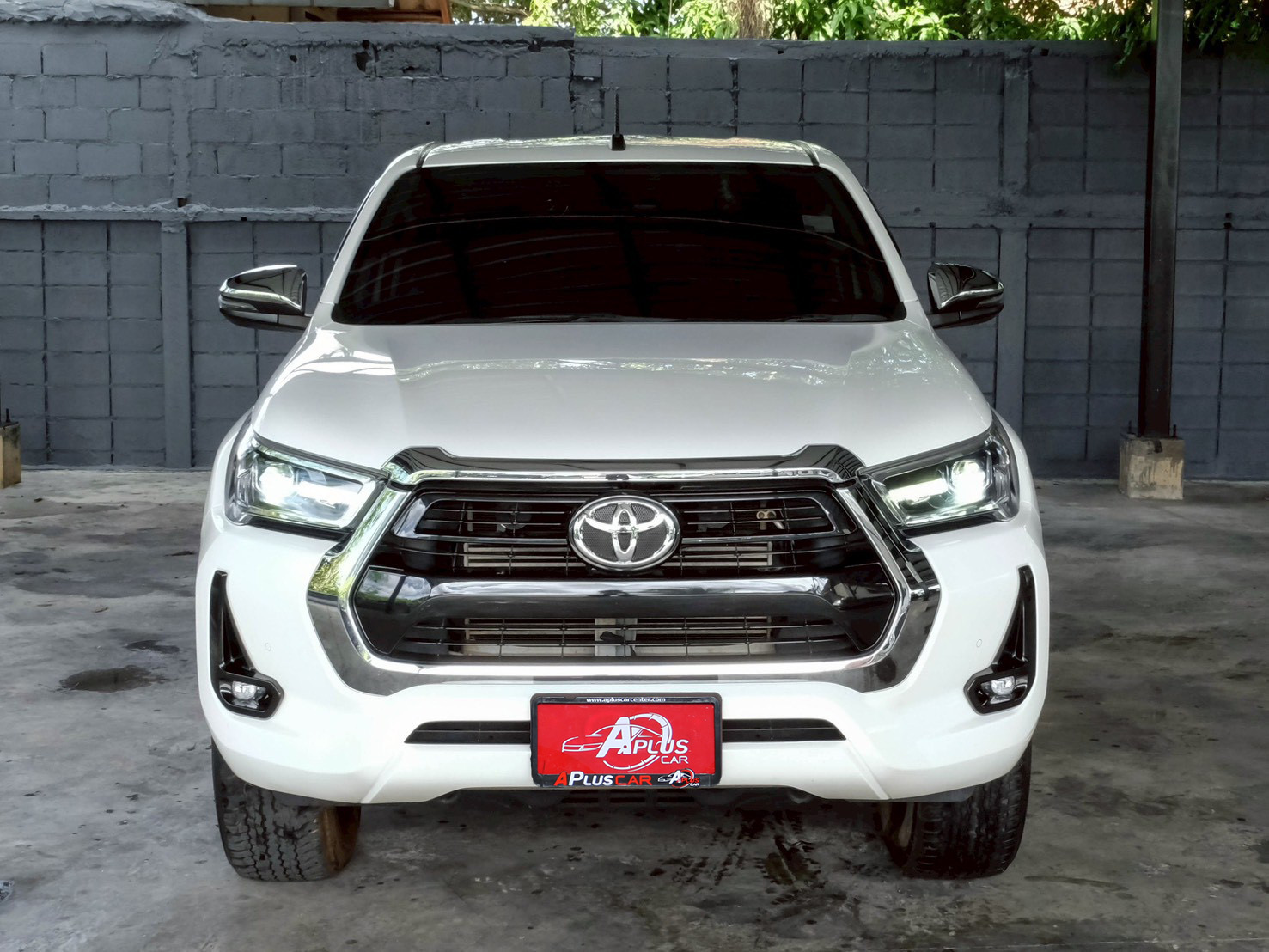 LINE_ALBUM_REVO 2.4 CAB ปี22 จด 23 PRERUNNER MID AUTO สีขาว_260613_2