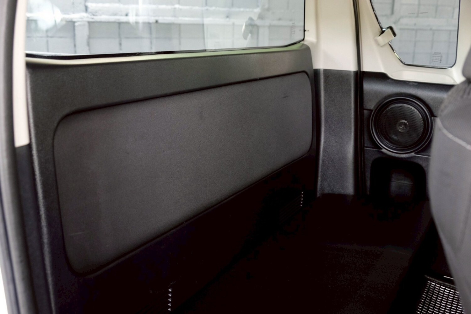 LINE_ALBUM_REVO CAB 2.4 J PLUS ปี18(แท้) สีขาว ไมล์ 120,000km_260613_11