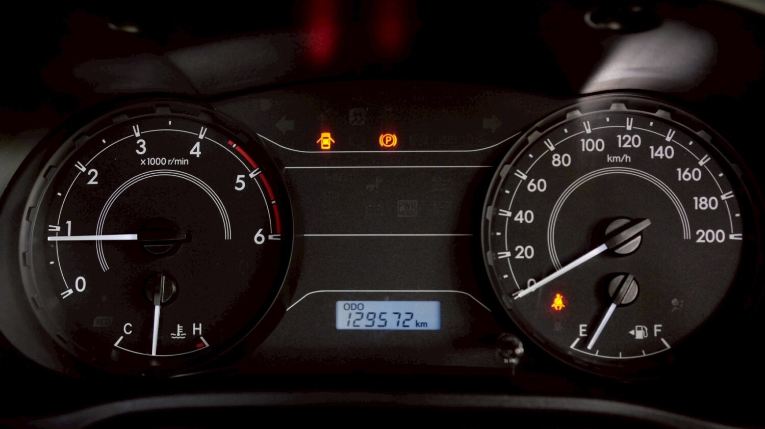 LINE_ALBUM_REVO CAB 2.4 J PLUS ปี18(แท้) สีขาว ไมล์ 120,000km_260613_14