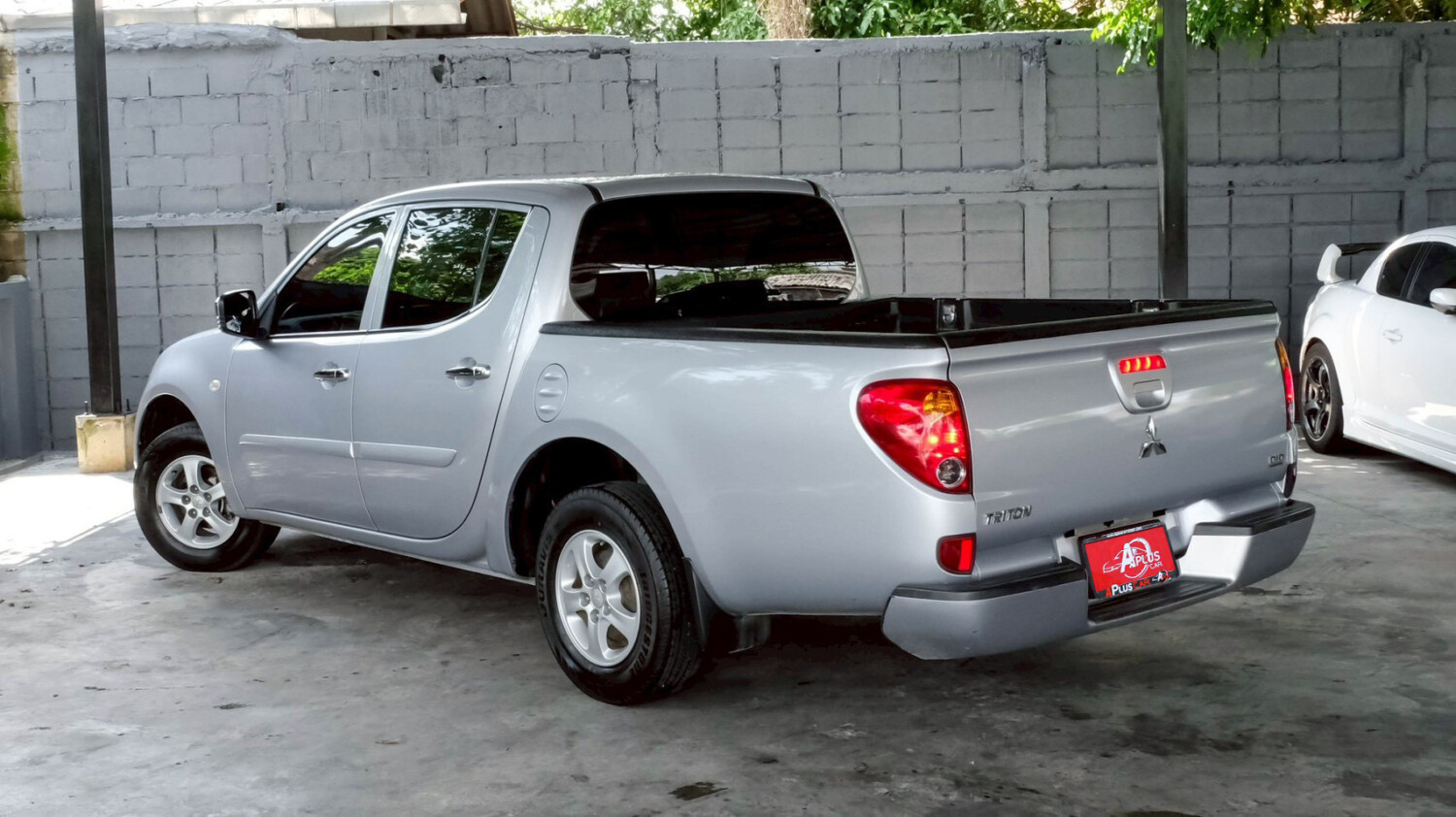 LINE_ALBUM_TRITON 2.5 GLS ปี12 4dr สีบรอนซ์ mt ไมล์ 130,000km_260612_6