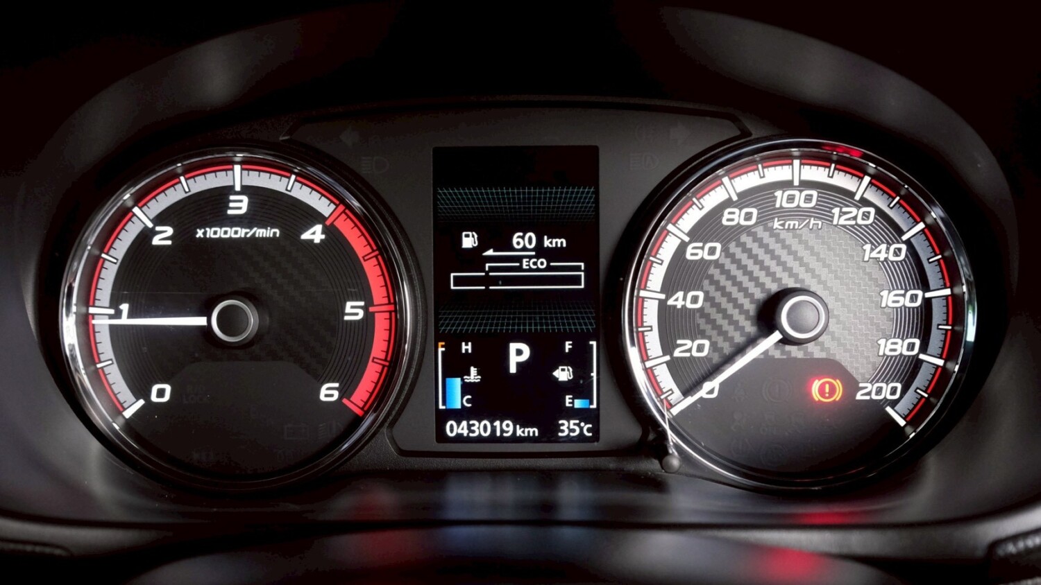 LINE_ALBUM_Triton 4dr auto gls สีส้ม ปี19 จด 20 ไมล์ 40,000km_260617_16