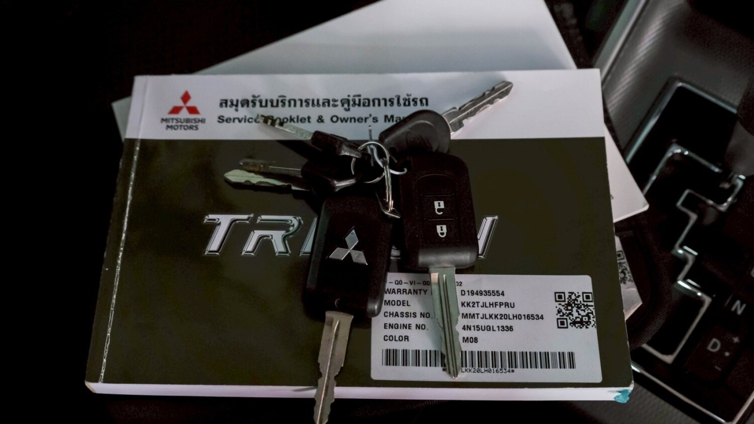 LINE_ALBUM_Triton 4dr auto gls สีส้ม ปี19 จด 20 ไมล์ 40,000km_260617_19