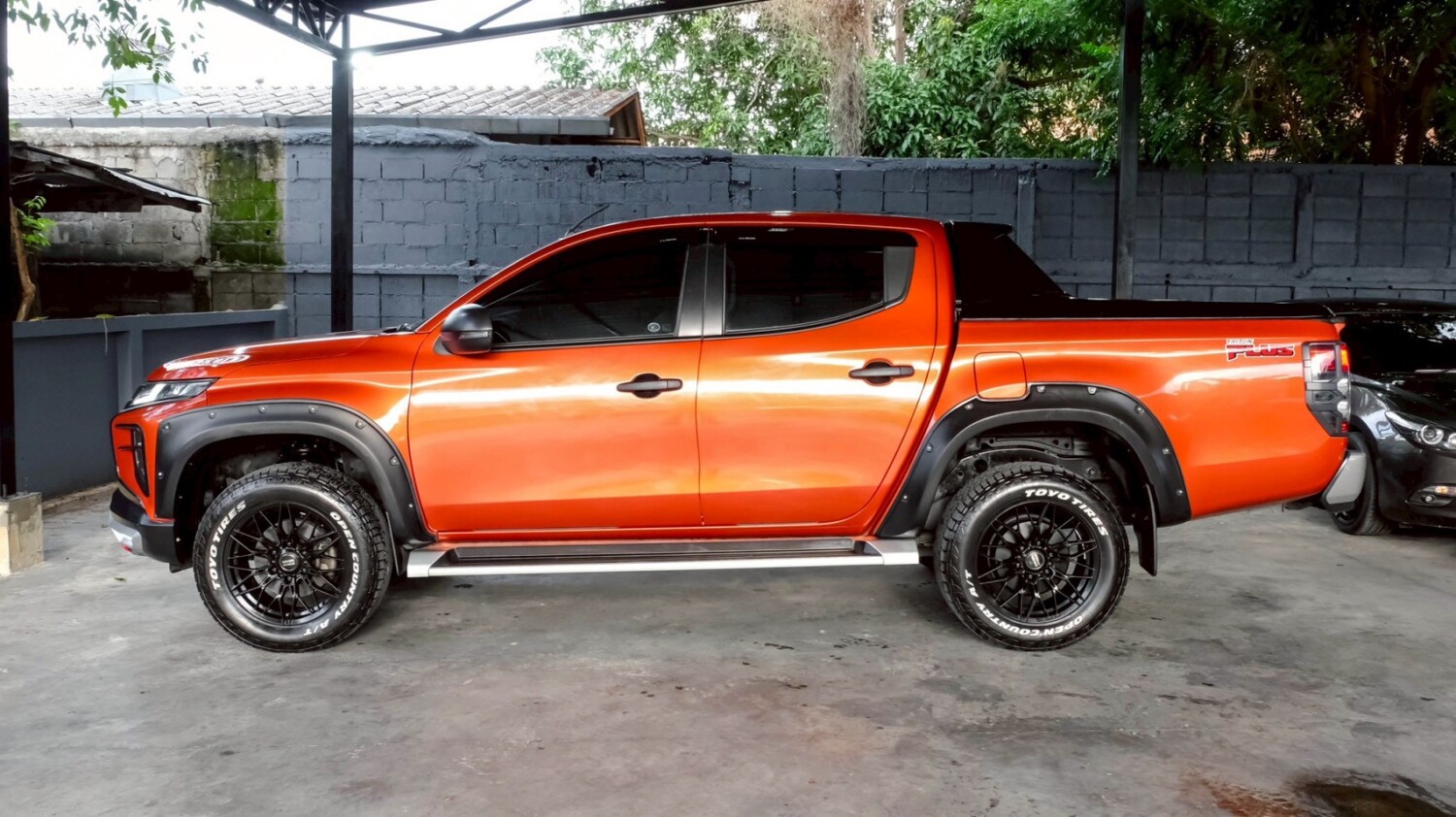 LINE_ALBUM_Triton 4dr auto gls สีส้ม ปี19 จด 20 ไมล์ 40,000km_260617_5
