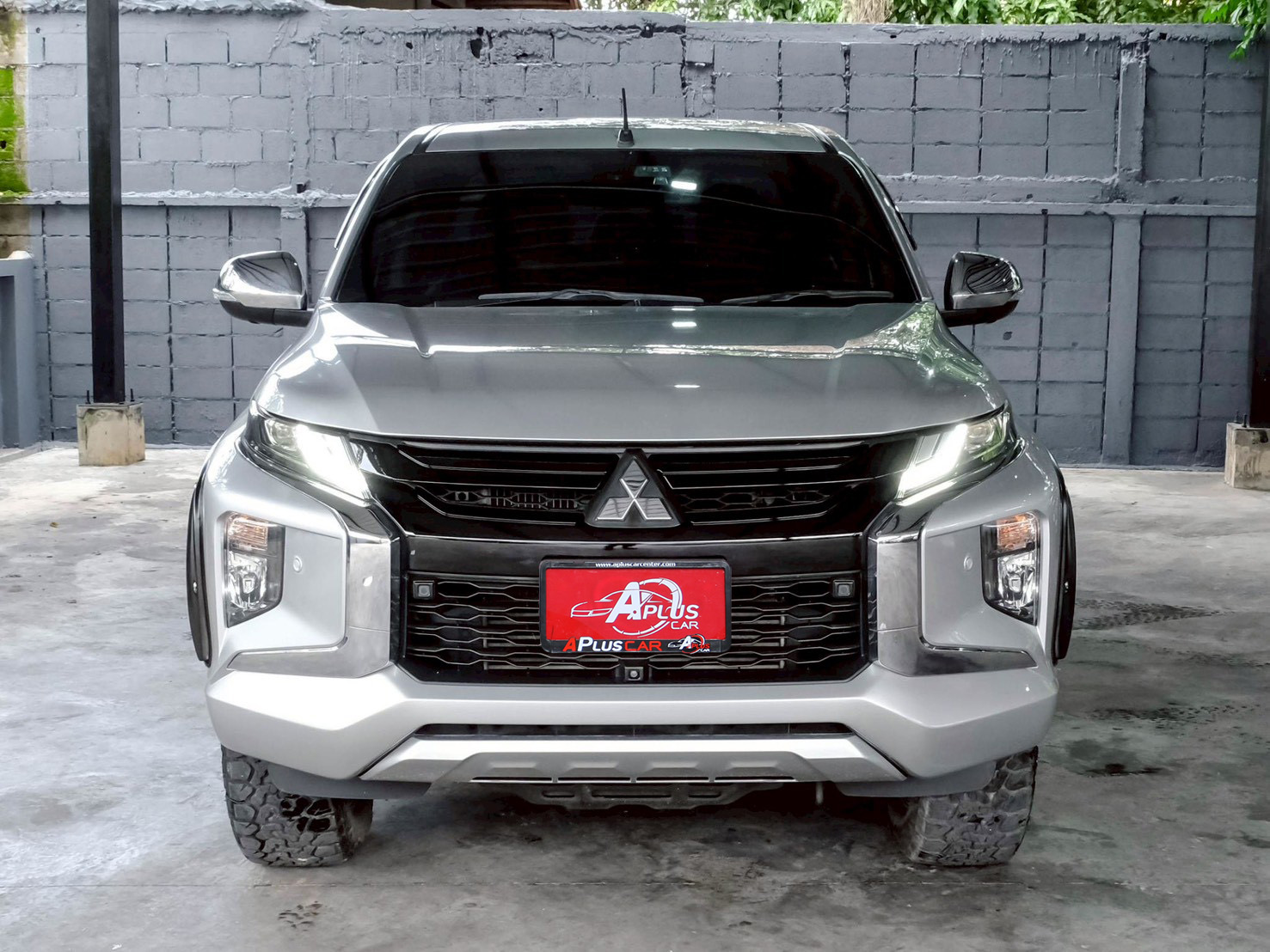 LINE_ALBUM_Triton2.4 4wd ปี19จด 20สีบรอนซ์ GT premium at 4dr_260617_2