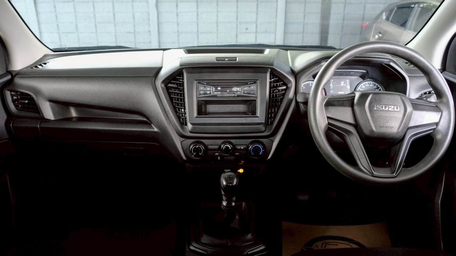 LINE_ALBUM_Dmax cab 1.9 ปี22 สีบรอนซ์ ไมล์ 19,000km ล้อte37_260629_12