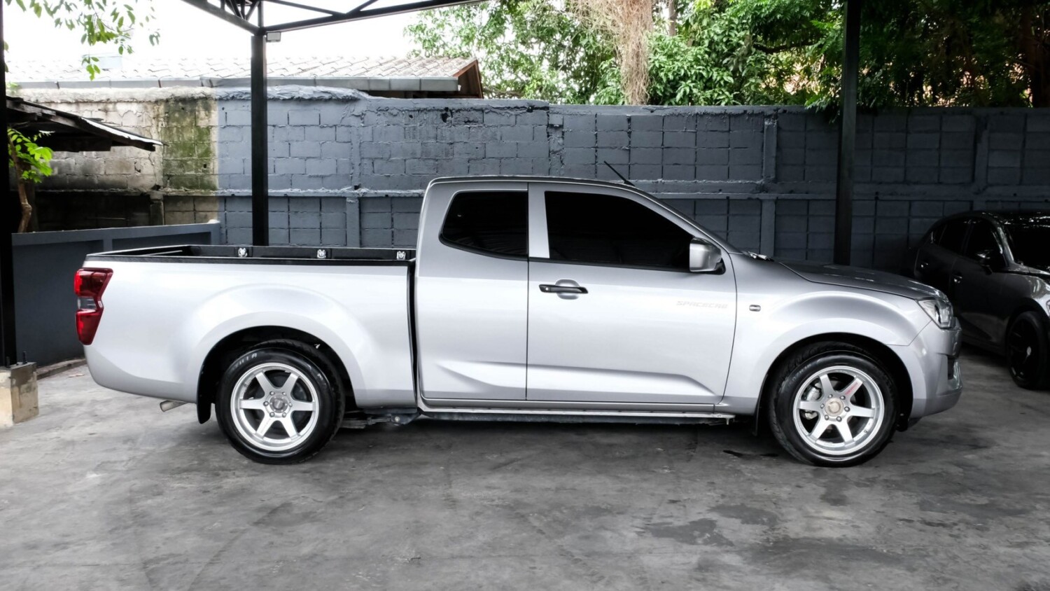 LINE_ALBUM_Dmax cab 1.9 ปี22 สีบรอนซ์ ไมล์ 19,000km ล้อte37_260629_4