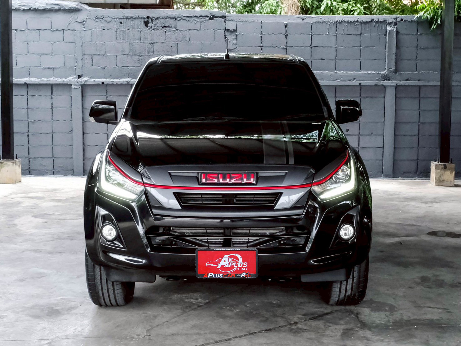 LINE_ALBUM_Dmax xseries ปี2019 สีดำ4dr เกียร์auto เปลี่ยนใหม่_260626_2