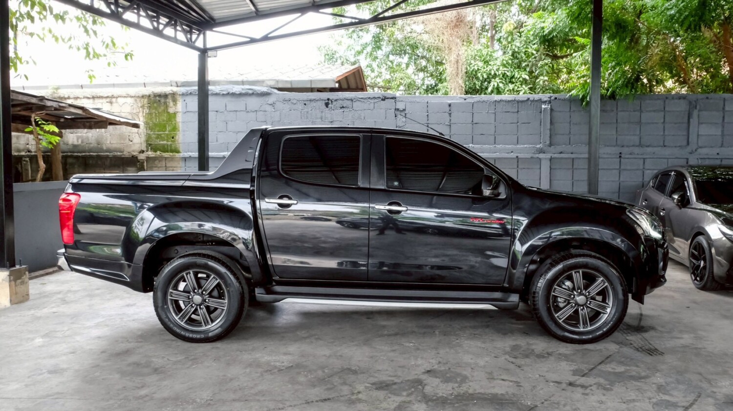 LINE_ALBUM_Dmax xseries ปี2019 สีดำ4dr เกียร์auto เปลี่ยนใหม่_260626_4