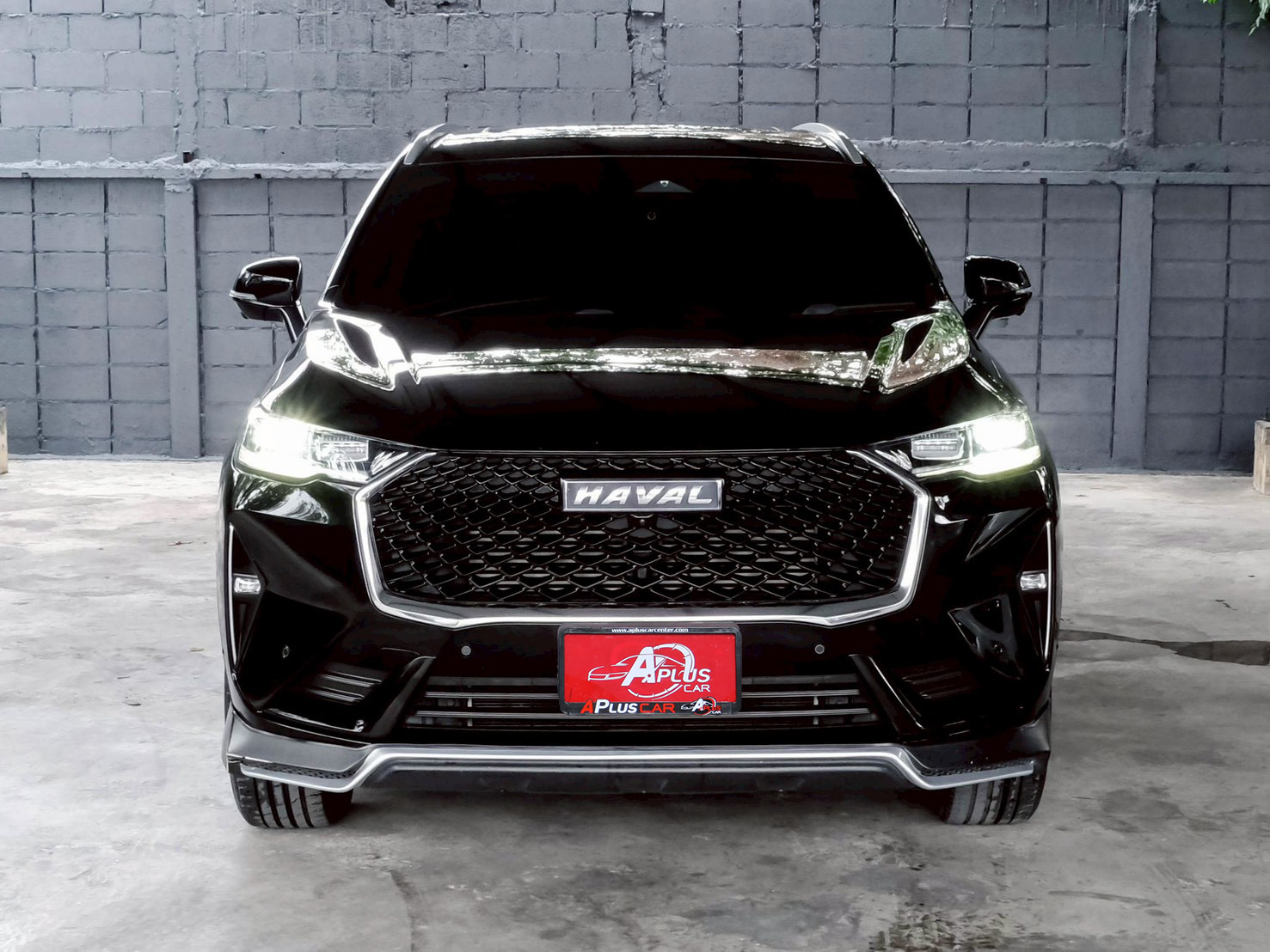 LINE_ALBUM_Haval h6 1.5 hybrid ปี22 จด 23 สีดำ ไมล์ 68,000km_260717_2