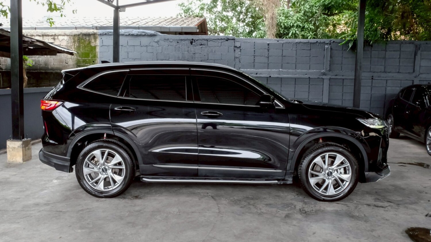 LINE_ALBUM_Haval h6 1.5 hybrid ปี22 จด 23 สีดำ ไมล์ 68,000km_260717_4