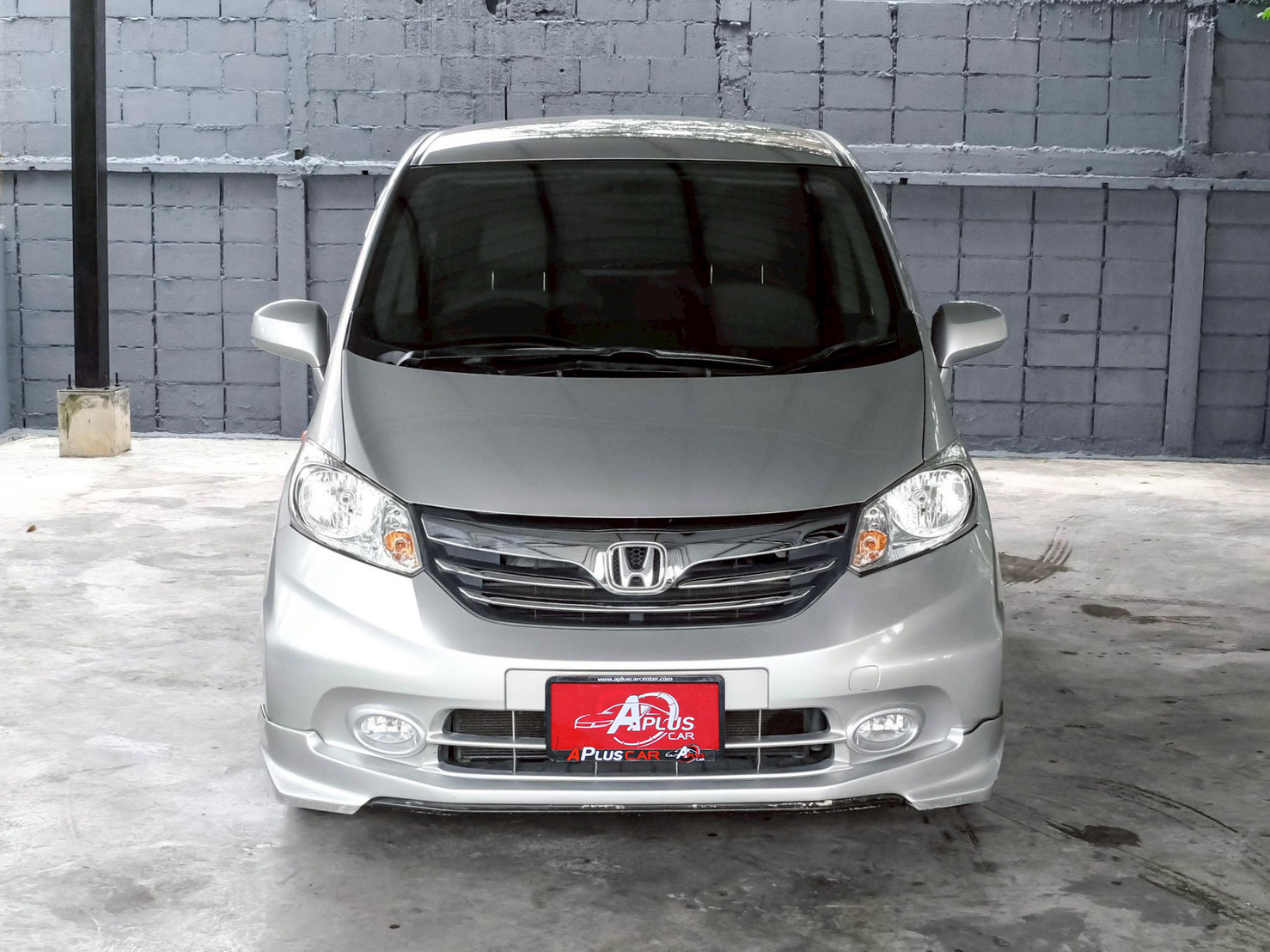 LINE_ALBUM_Honda freed 1.5 se ปี12 จด ปี13 สีบรอนซ์ ไมล์50000_260717_2
