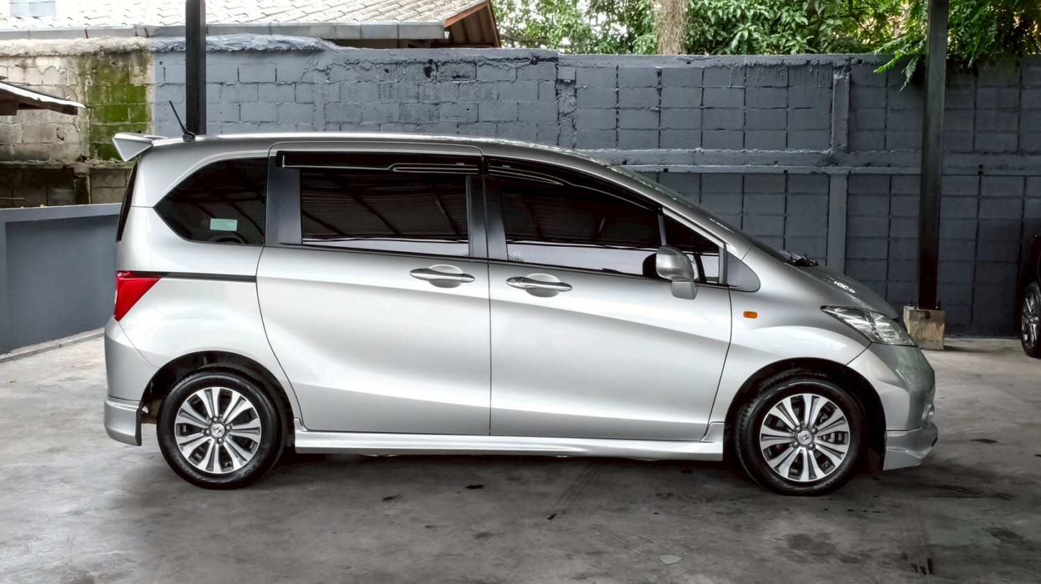 LINE_ALBUM_Honda freed 1.5 se ปี12 จด ปี13 สีบรอนซ์ ไมล์50000_260717_4