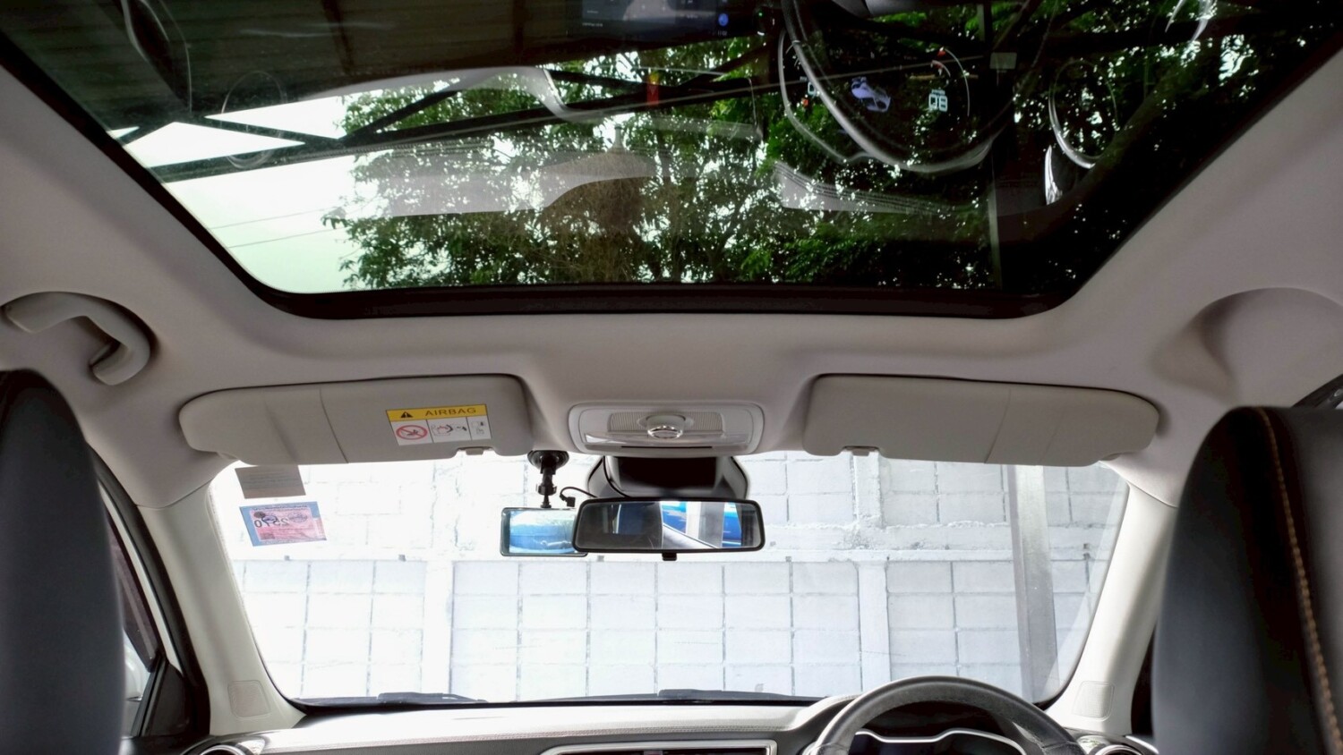 LINE_ALBUM_MG ZS 1.5 X auto ปี20 จด 21 สีขาว ไมล์ 40,000km_260718_17