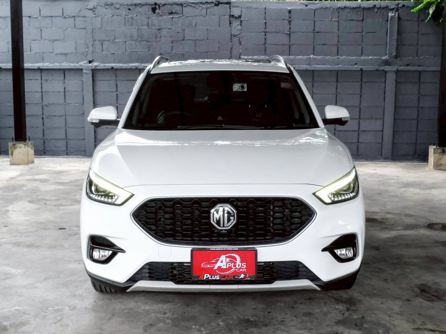 LINE_ALBUM_MG ZS 1.5 X auto ปี20 จด 21 สีขาว ไมล์ 40,000km_260718_2