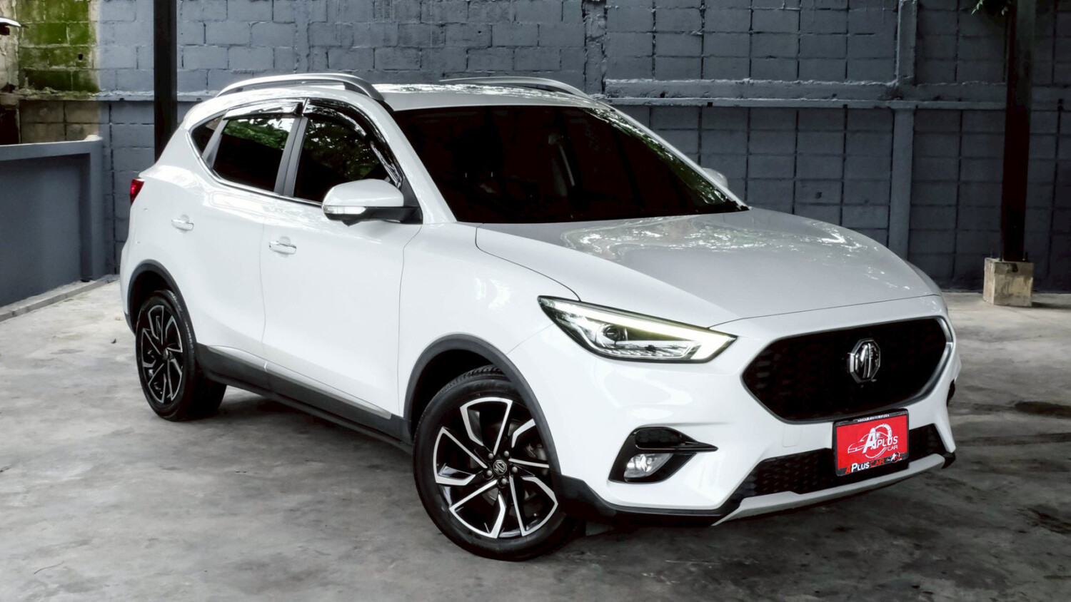 LINE_ALBUM_MG ZS 1.5 X auto ปี20 จด 21 สีขาว ไมล์ 40,000km_260718_3