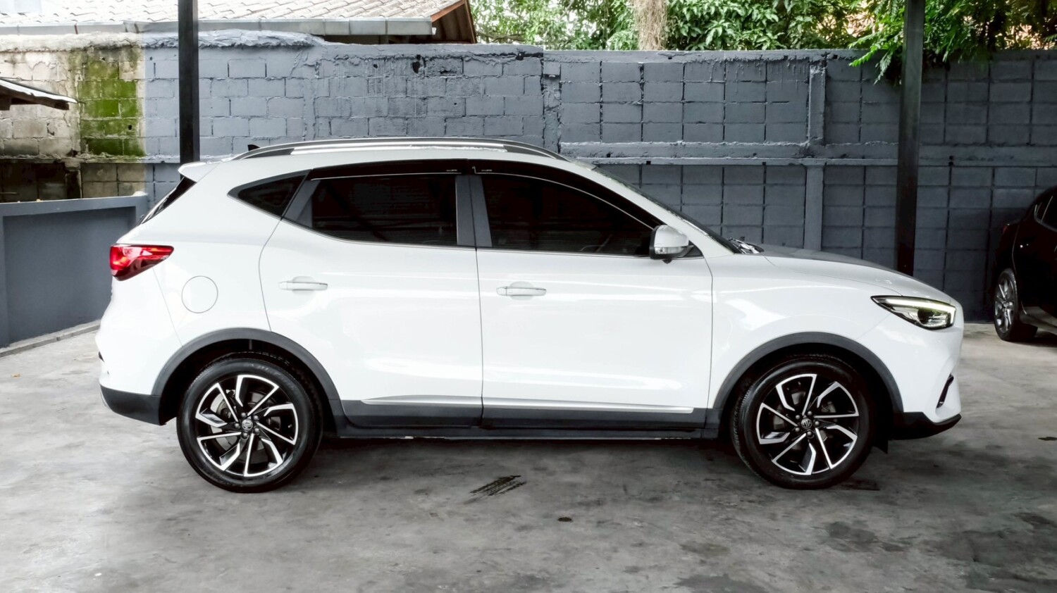 LINE_ALBUM_MG ZS 1.5 X auto ปี20 จด 21 สีขาว ไมล์ 40,000km_260718_4