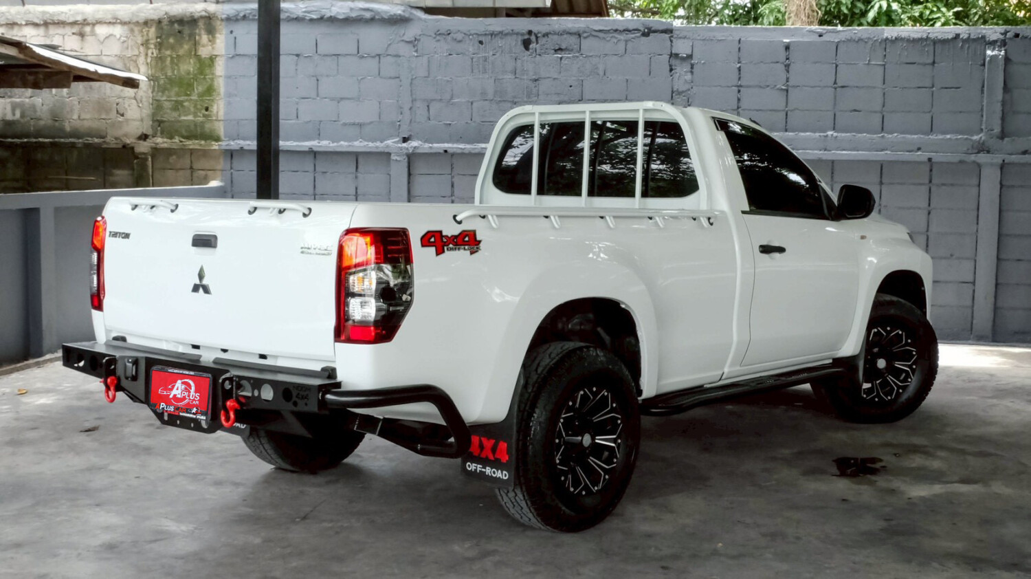 LINE_ALBUM_Mitsubishi triton หัวเดี่ยว ปี21 สีขาว auto 4wd_260702_8