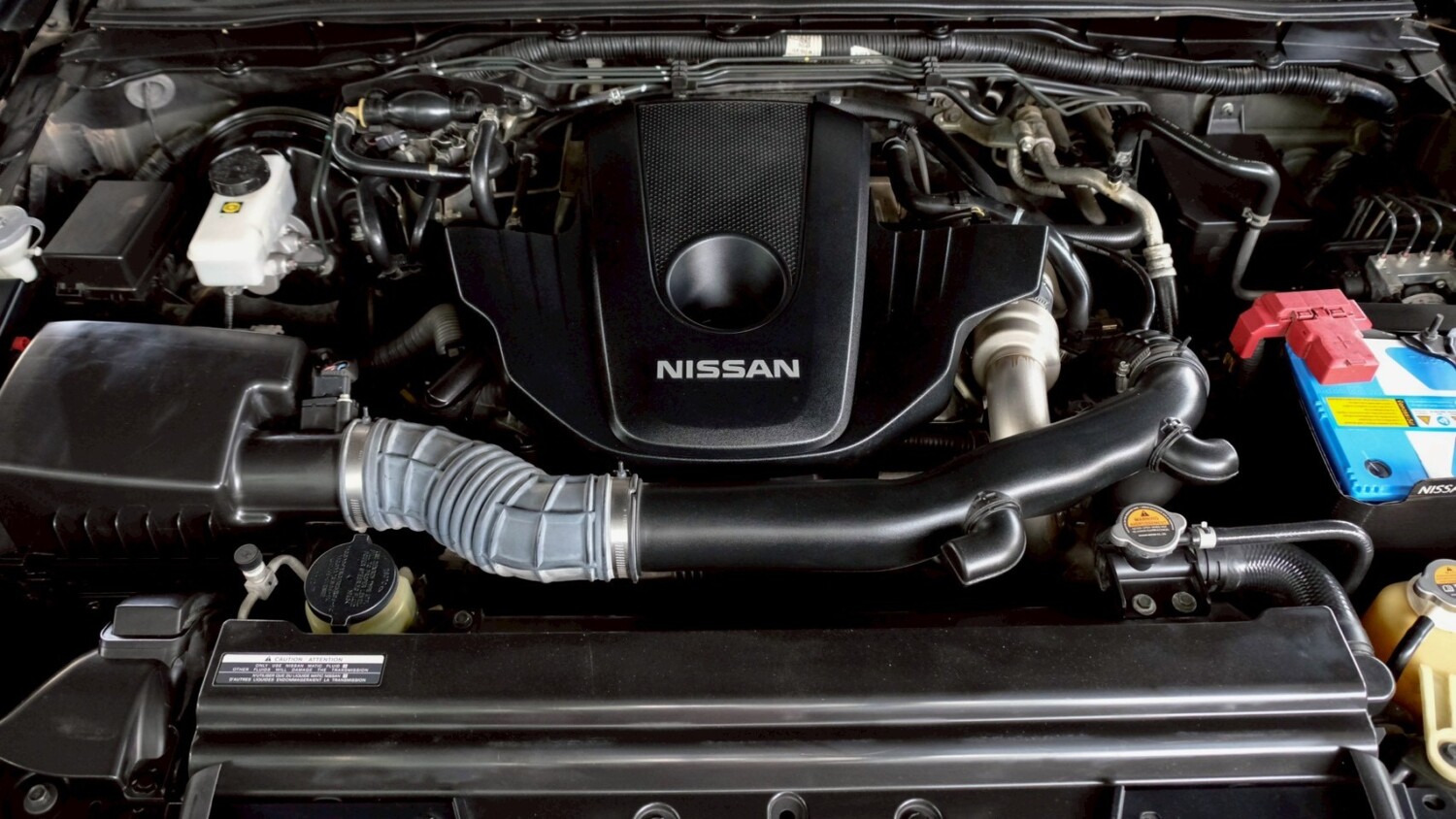 LINE_ALBUM_Nissan navara np300 calibre cab auto ตัวv สีดำ_260630_19