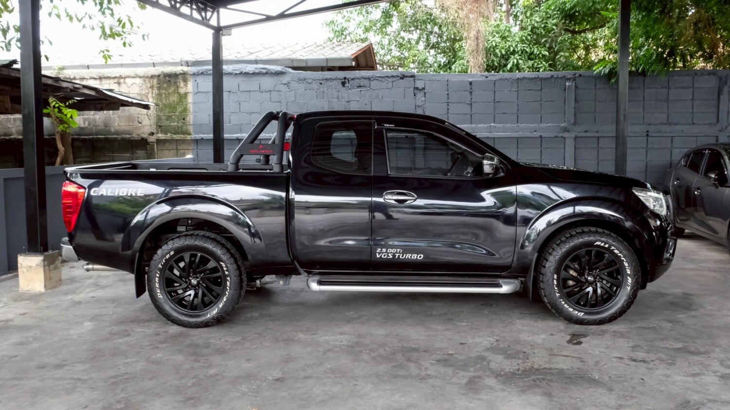 LINE_ALBUM_Nissan navara np300 calibre cab auto ตัวv สีดำ_260630_4
