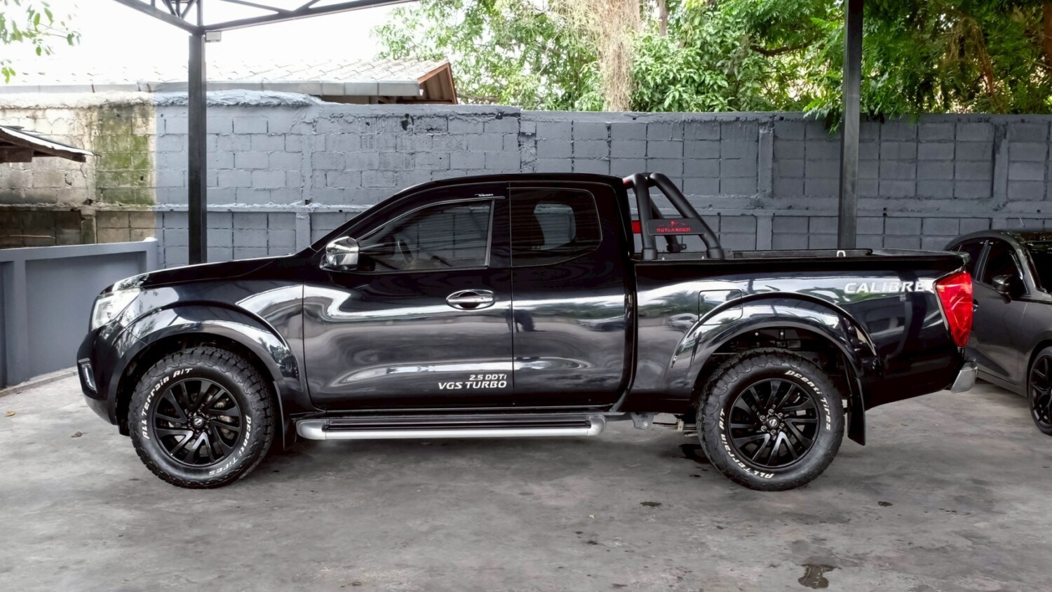 LINE_ALBUM_Nissan navara np300 calibre cab auto ตัวv สีดำ_260630_5