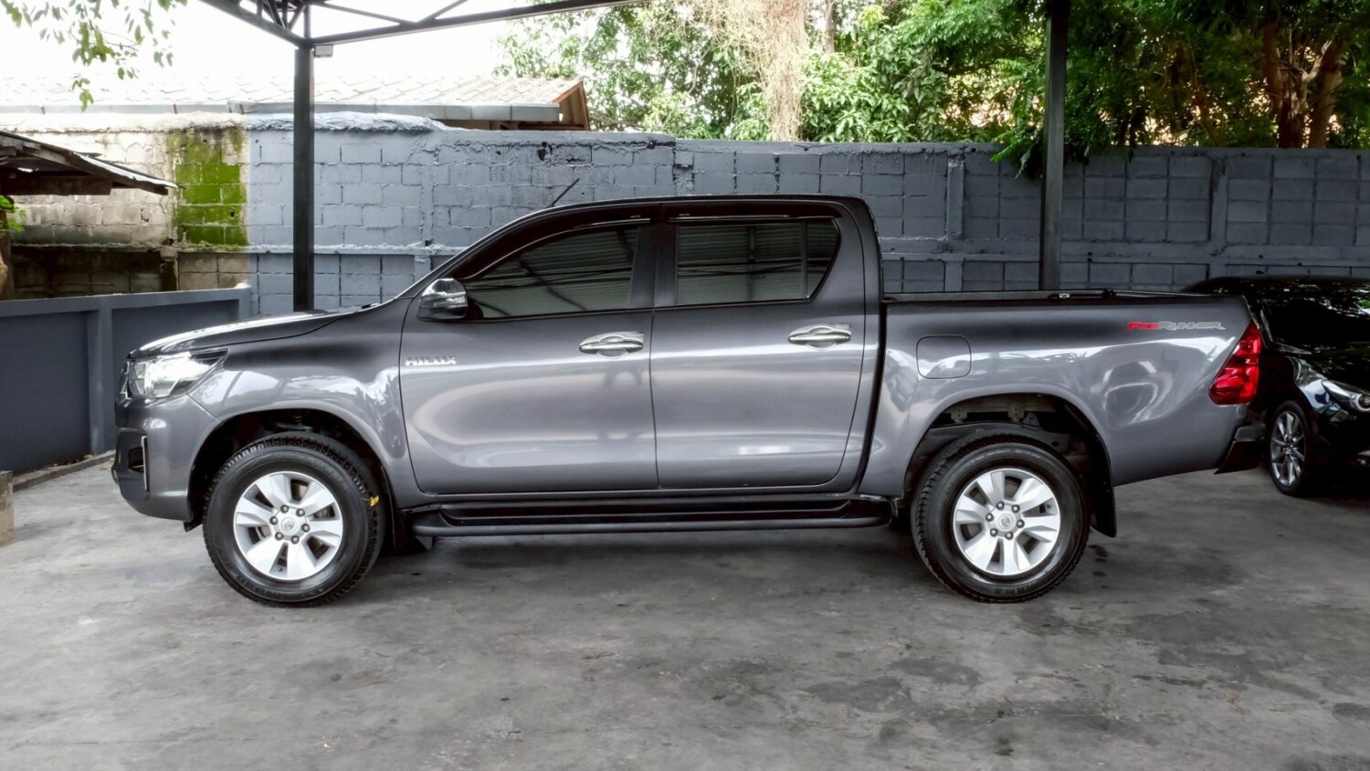 LINE_ALBUM_REVO 4DR 2.4 J PLUS PRERUNNER ปี18 จด 19 สีเทา mt_260715_5