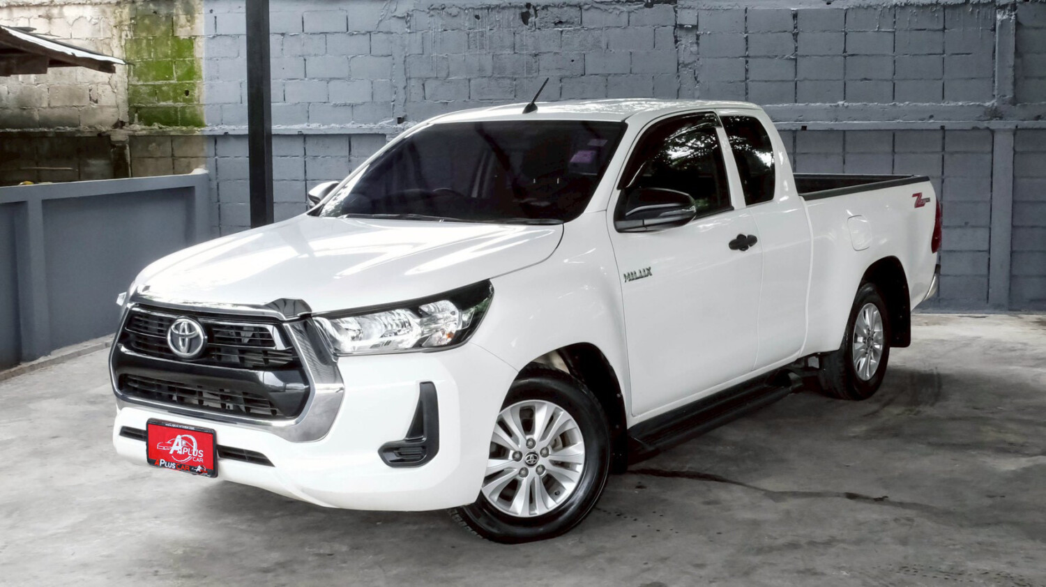LINE_ALBUM_Revo 2.4 cab สีขาว ปี22 auto Z edition ไมล์60000km_260625_1