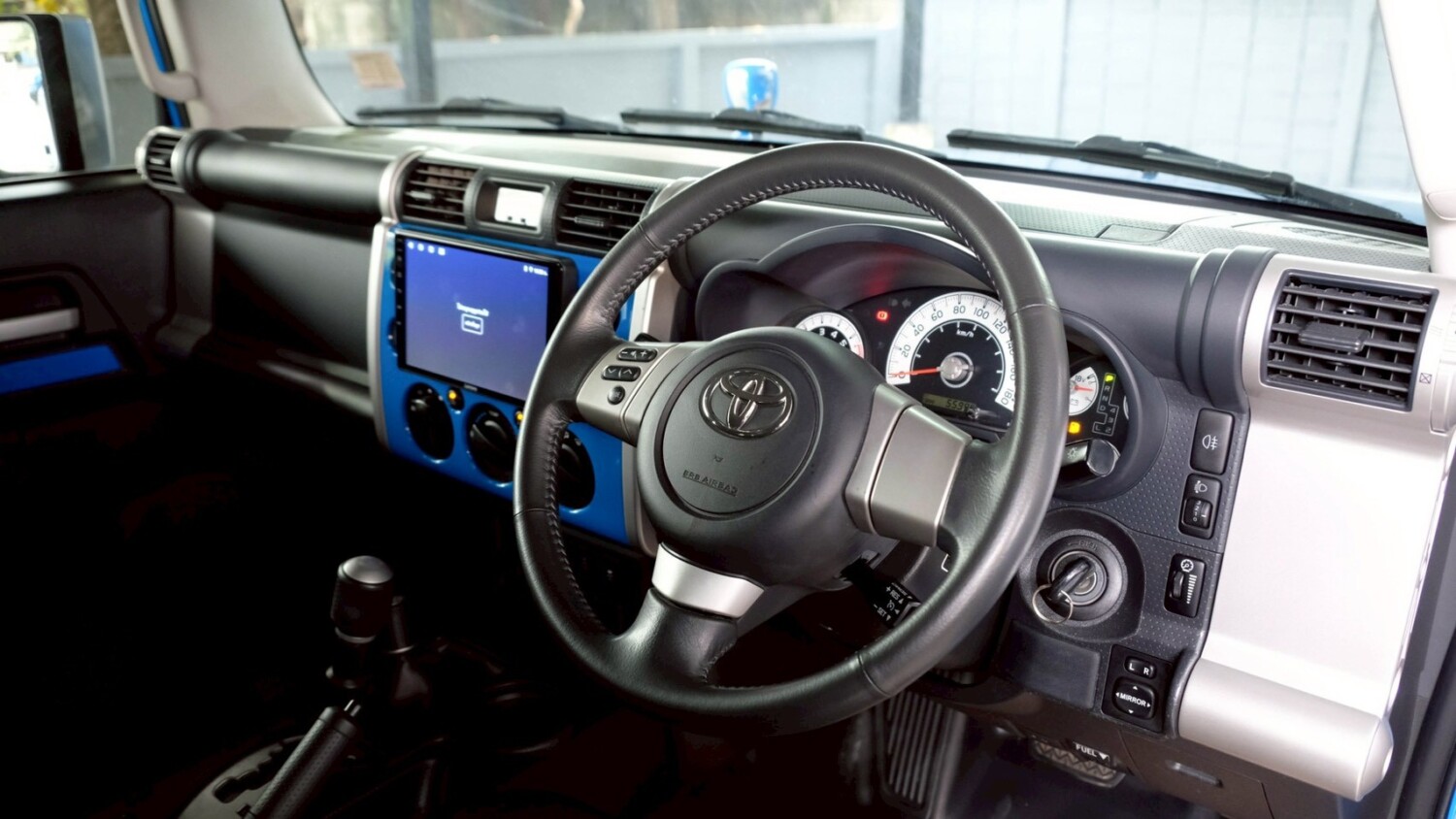 LINE_ALBUM_TOYOTA FJ CRUISER 4.0 v6 ปี12 สีน้ำเงิน ไมล์ 50000_260718_15