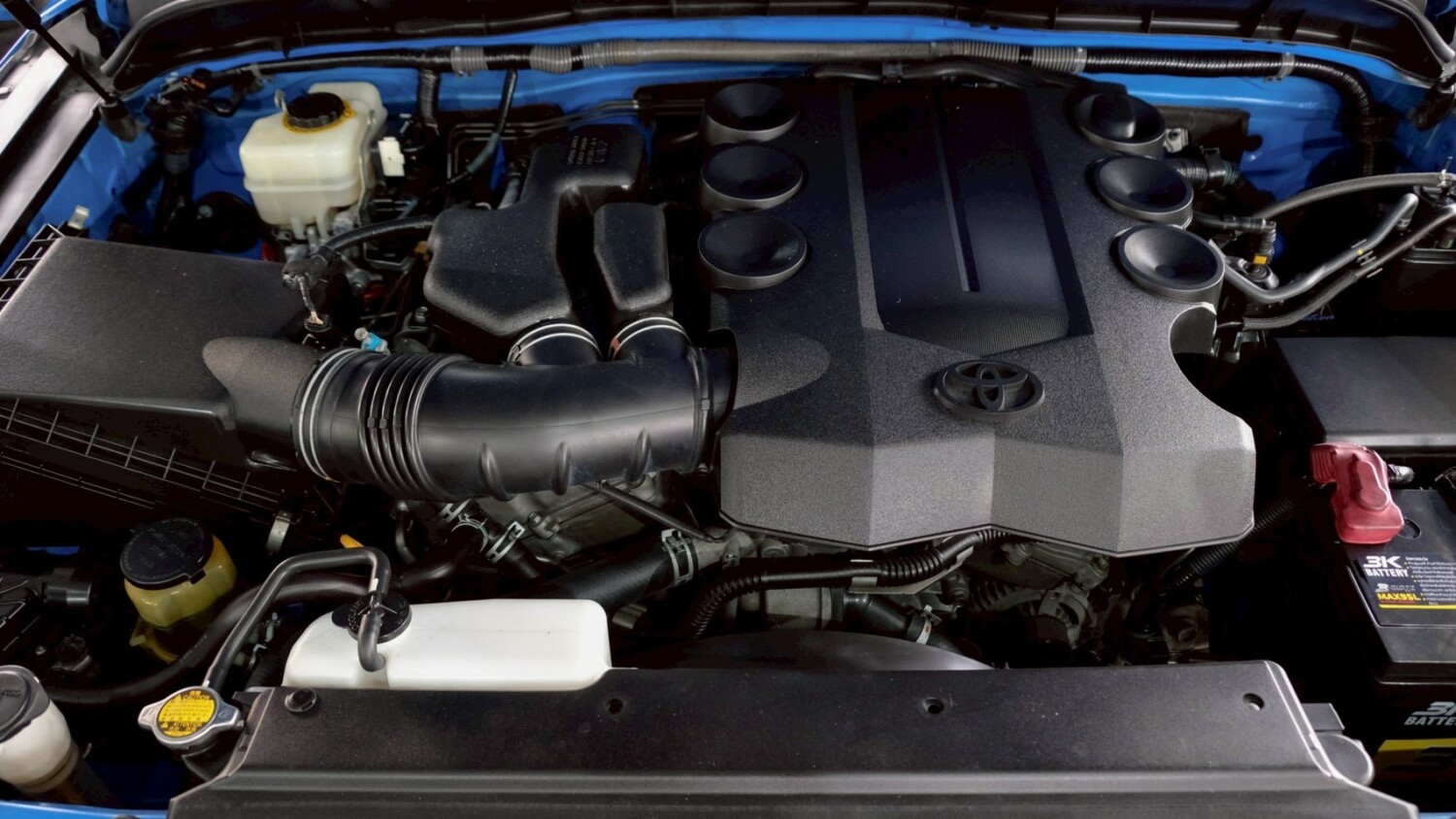 LINE_ALBUM_TOYOTA FJ CRUISER 4.0 v6 ปี12 สีน้ำเงิน ไมล์ 50000_260718_26