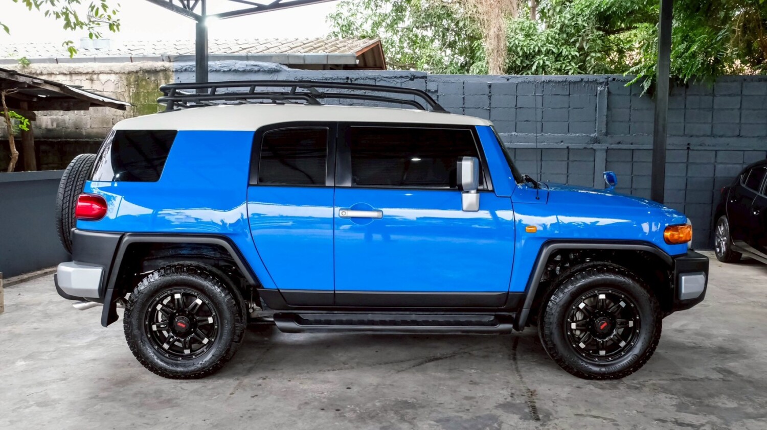 LINE_ALBUM_TOYOTA FJ CRUISER 4.0 v6 ปี12 สีน้ำเงิน ไมล์ 50000_260718_4