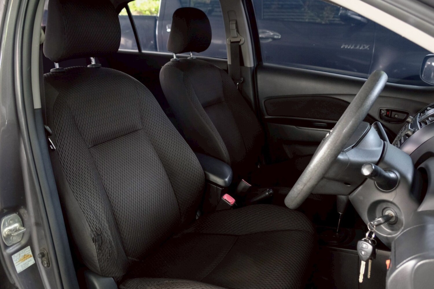 LINE_ALBUM_Vios 1.5 J AUTO ปี13(แท้) สีเทา ไมล์190,000km_260720_10 - สำเนา