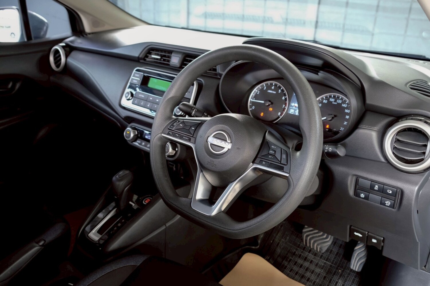 LINE_ALBUM_Almera 1.0 turbo el ปี23(แท้) สีเทา ไมล์ 60,000km_260715_9