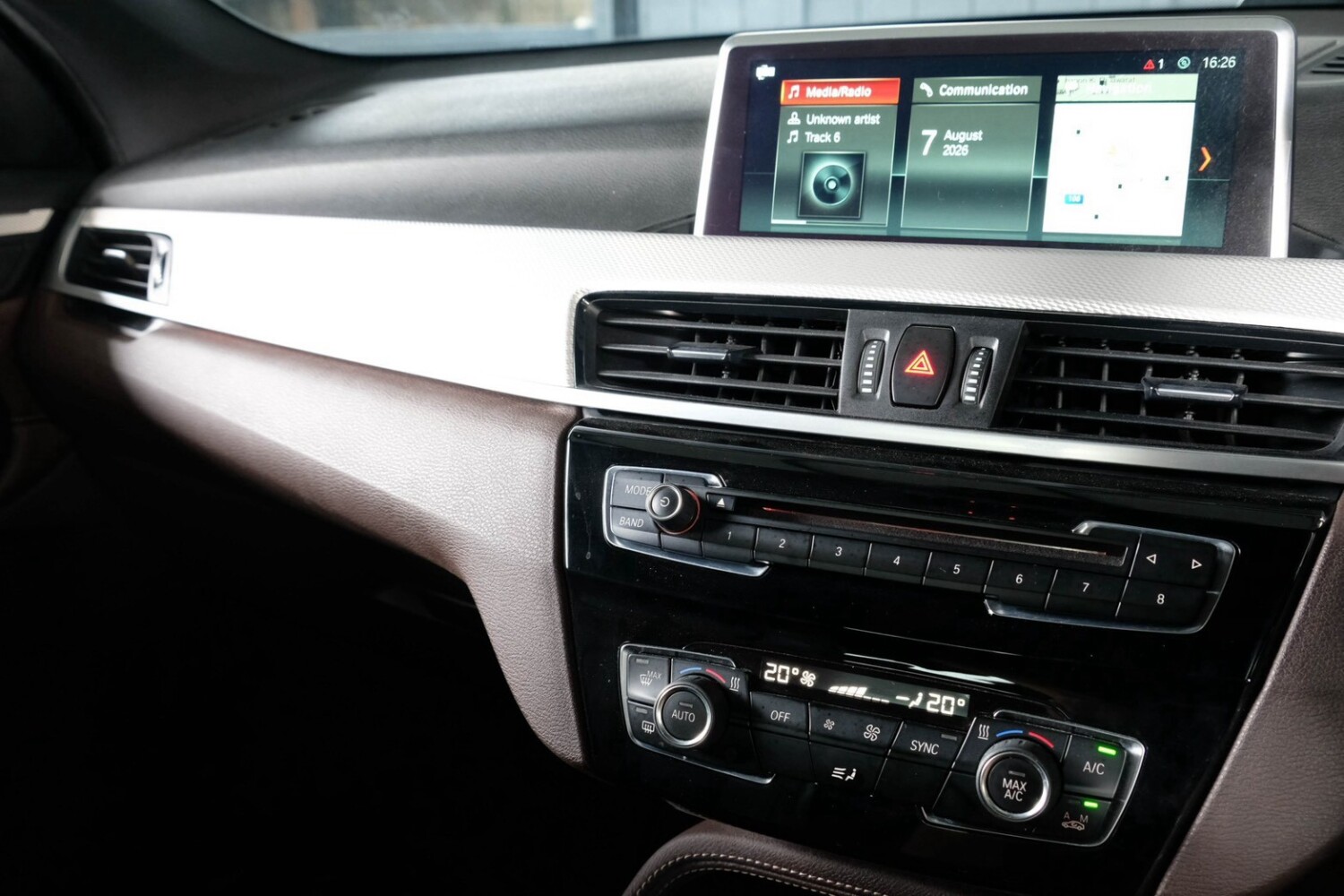 LINE_ALBUM_BMW X1 SDRIVE 20D M SPORT ปี18 จด ปี19 สีดำ(ดีเซล)_260810_19