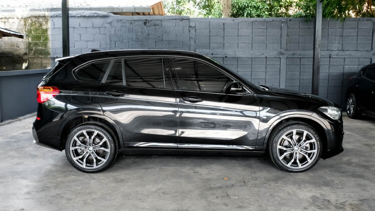 LINE_ALBUM_BMW X1 SDRIVE 20D M SPORT ปี18 จด ปี19 สีดำ(ดีเซล)_260810_4