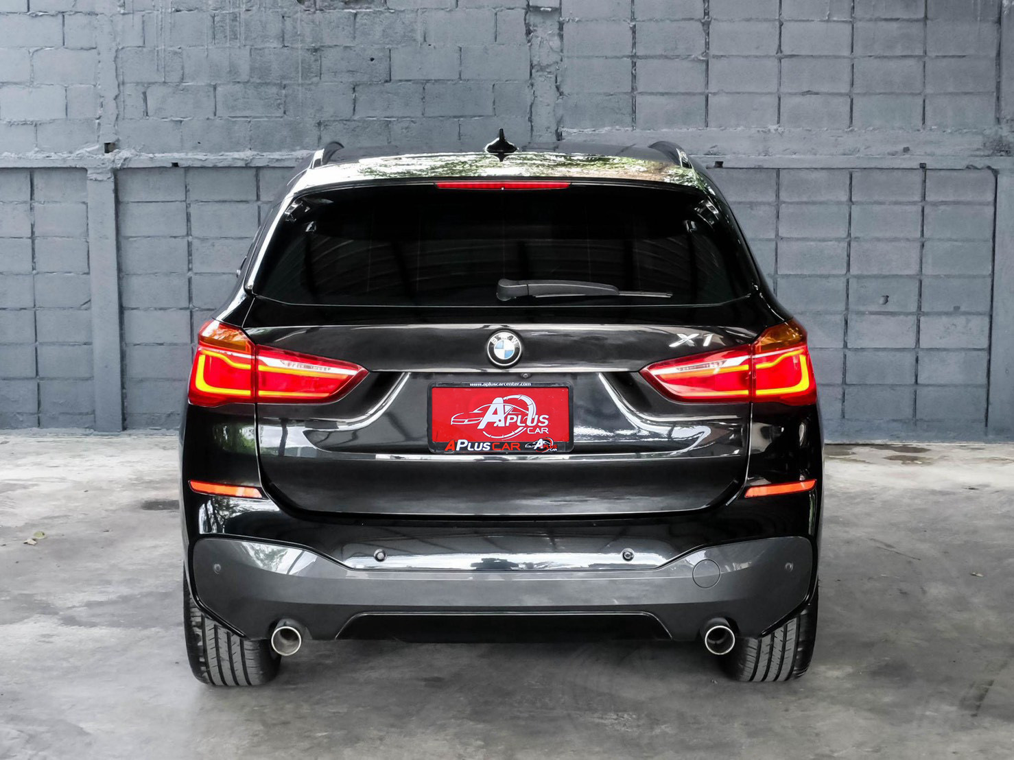 LINE_ALBUM_BMW X1 SDRIVE 20D M SPORT ปี18 จด ปี19 สีดำ(ดีเซล)_260810_7