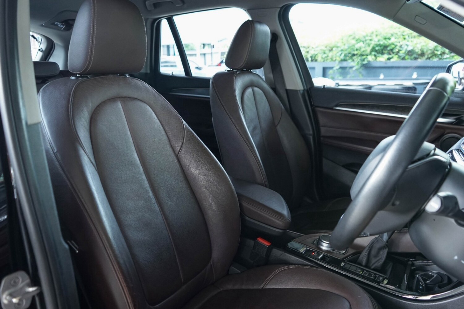 LINE_ALBUM_BMW X1 sDrive18i xLine ปี17 จด 18 (เบนซิน) สีดำ_260826_11