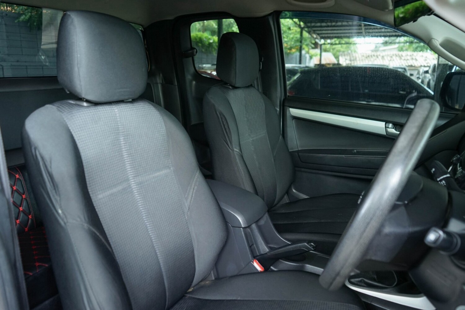 LINE_ALBUM_DMAX 1.9 CAB HI-LANDER ปี16 สีเทา MT ลค เทิร์น 4dr_260818_10
