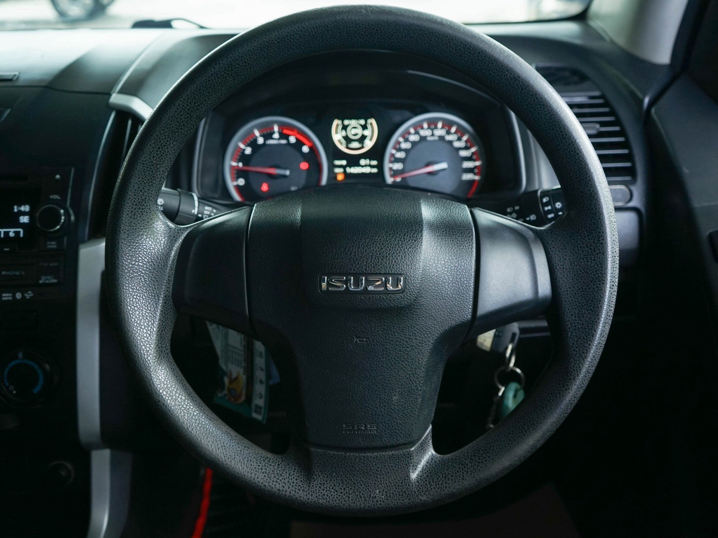 LINE_ALBUM_DMAX 1.9 CAB HI-LANDER ปี16 สีเทา MT ลค เทิร์น 4dr_260818_13