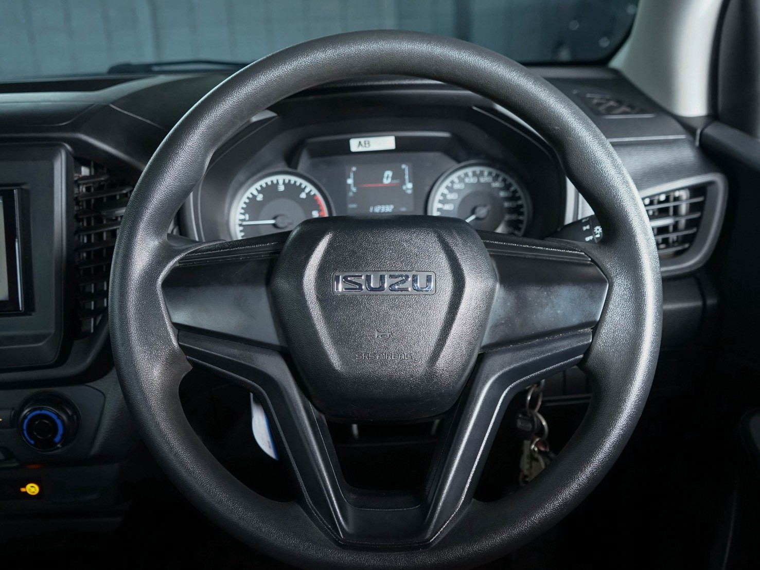 LINE_ALBUM_DMAX CAB ปี2020 ตัวS สีขาว mt ไมล์ 110,000km_260828_13