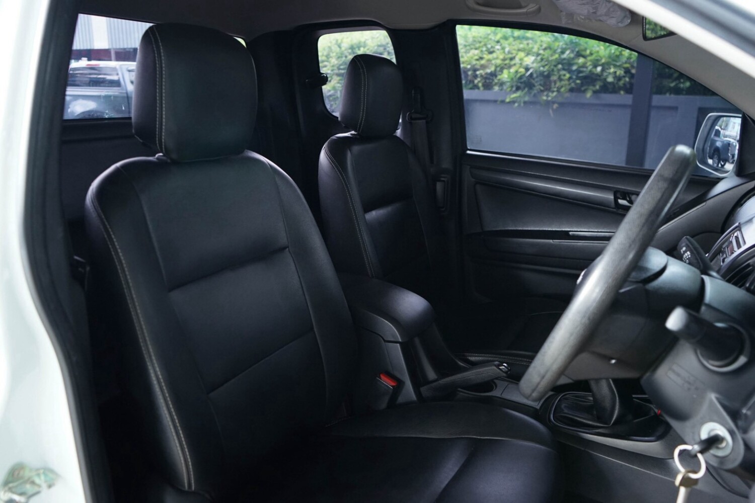 LINE_ALBUM_Dmax cab 1.9 ปี18 สีขาว ไมล์ 110,000 km เกียร์ mt_260822_10