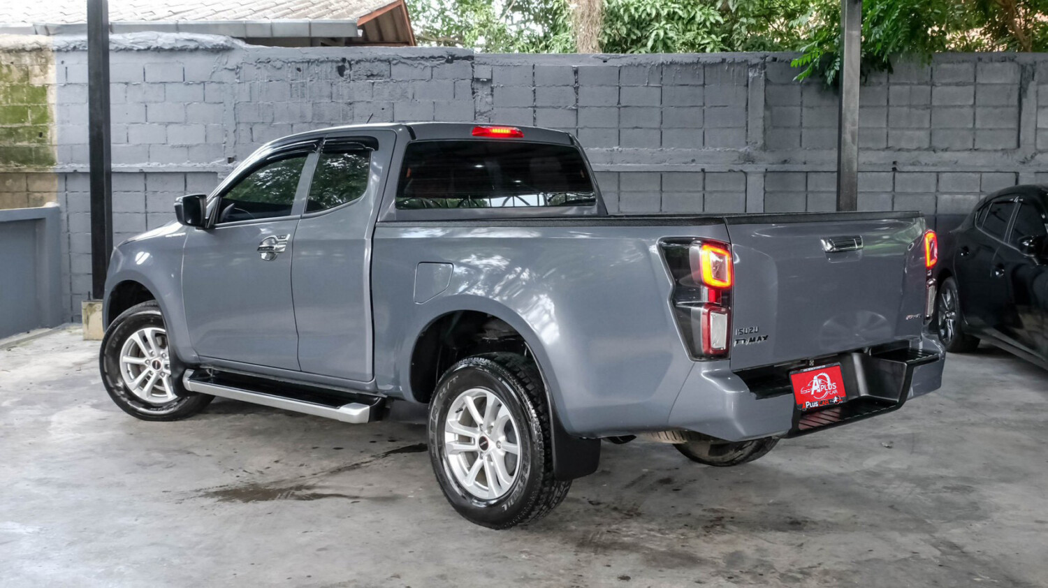LINE_ALBUM_Dmax cab hi-lander ปี22 สีเทา auto ไมล์ 140,000km_260807_6