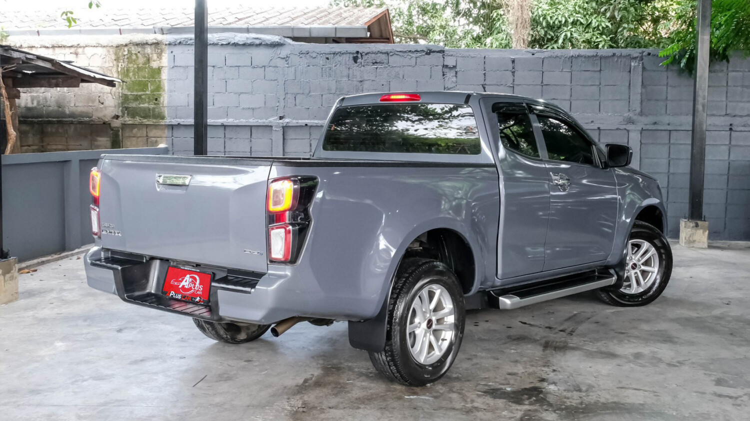 LINE_ALBUM_Dmax cab hi-lander ปี22 สีเทา auto ไมล์ 140,000km_260807_8