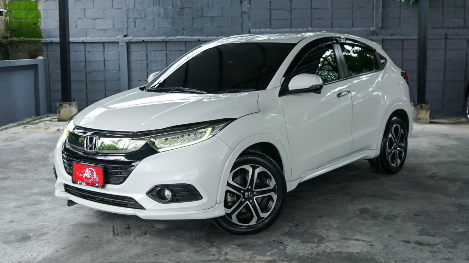 LINE_ALBUM_HONDA HRV 1.8 EL ปี18 จด ปี19 สีขาว เทิร์น ora_260818_1