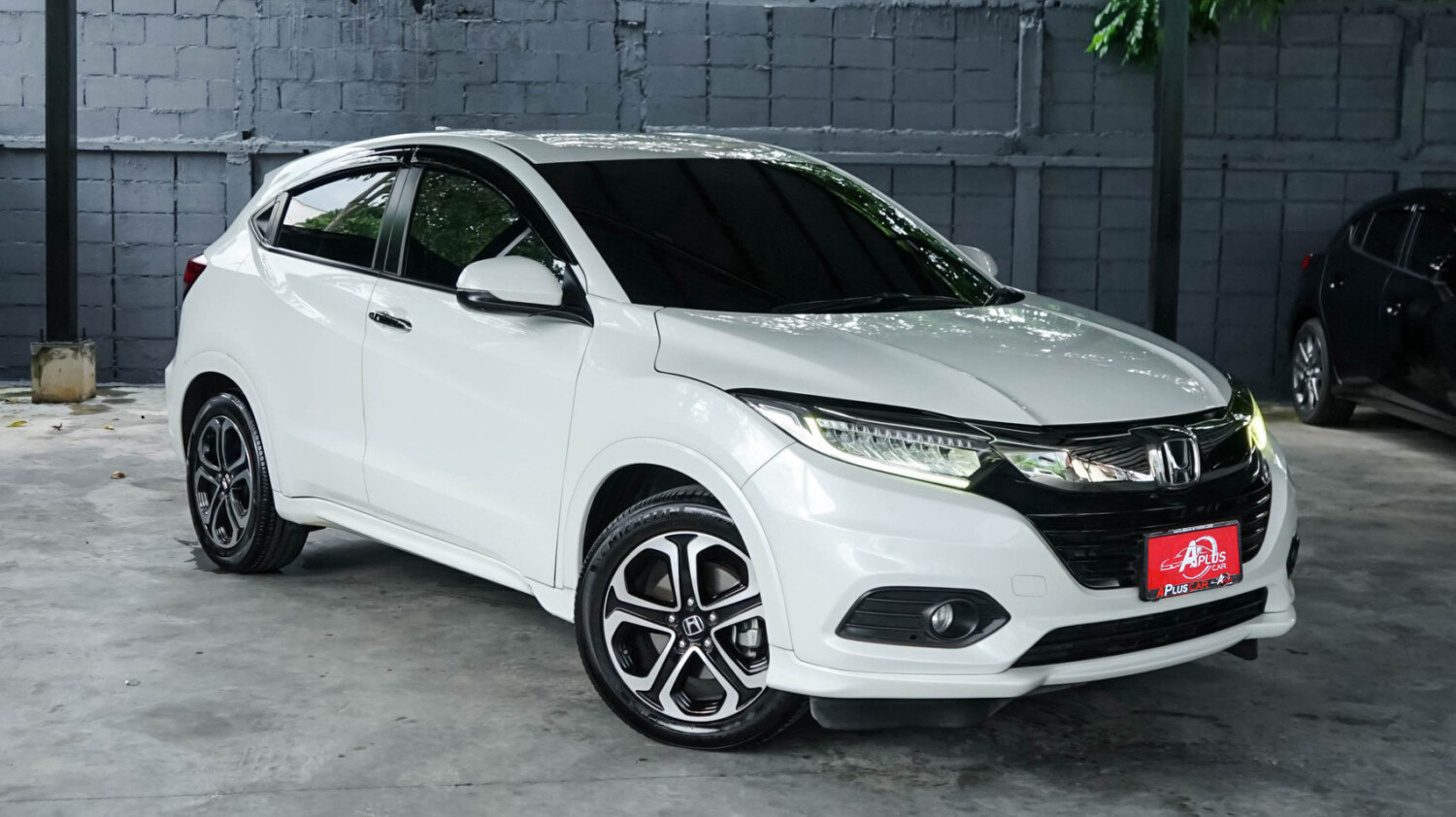 LINE_ALBUM_HONDA HRV 1.8 EL ปี18 จด ปี19 สีขาว เทิร์น ora_260818_3