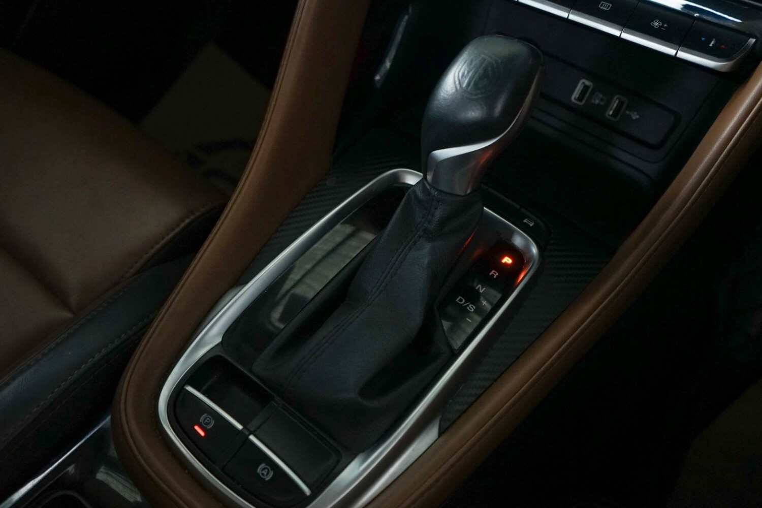 LINE_ALBUM_MG ZS 1.5 D+ ปี21 จด ปี22 สีบรอนซ์ ไมล์ 80,000km_260828_18