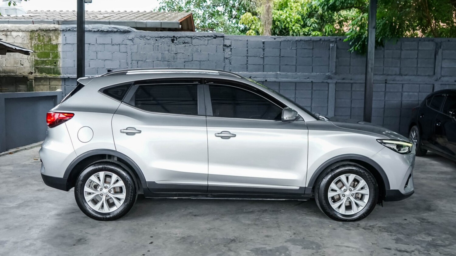 LINE_ALBUM_MG ZS 1.5 D+ ปี21 จด ปี22 สีบรอนซ์ ไมล์ 80,000km_260828_4