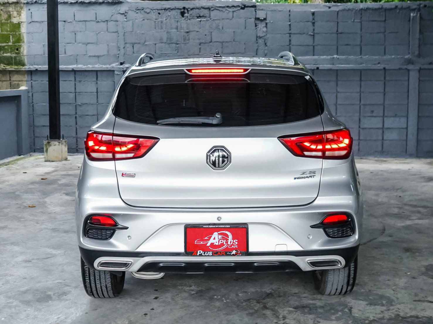 LINE_ALBUM_MG ZS 1.5 D+ ปี21 จด ปี22 สีบรอนซ์ ไมล์ 80,000km_260828_7